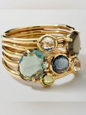 New Gold Plated Jeweled Cubic
Zirconia Ring Size 6